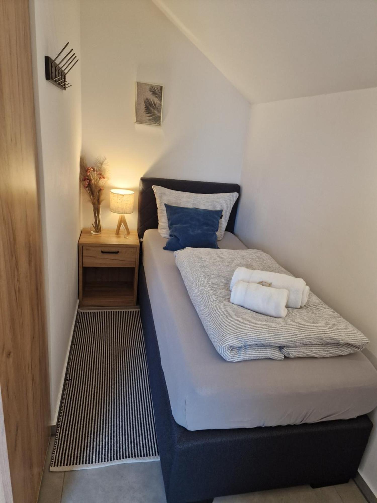 Ferienwohnung - Nachtigall 1 Bad Hersfeld Luaran gambar